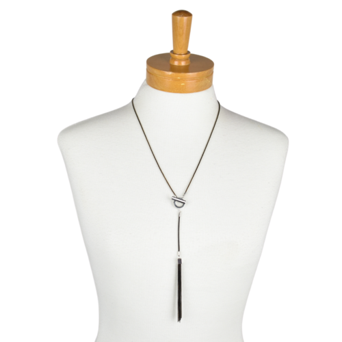 THSJ1155: Black: Bella Pendant: Chain Necklace