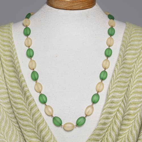 THSJ1251: Jade: Colour Bead Necklace