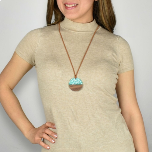 THSJ1284: Aqua: Wood Resin Pendant Necklace