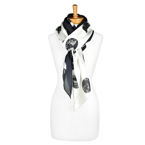 THSS2316: White: Dotted Scarf