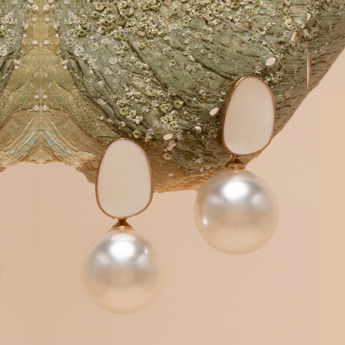 THSE1067: Cream: Pretty Pearl Earrings